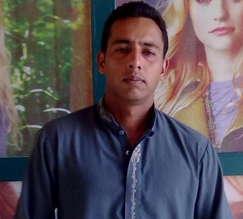 Date this sultry Pakistan man AHMED from Gujrat PK78