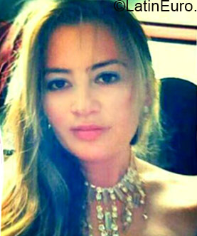 Date this delightful Colombia girl Leidy from Bucaramanga CO17109