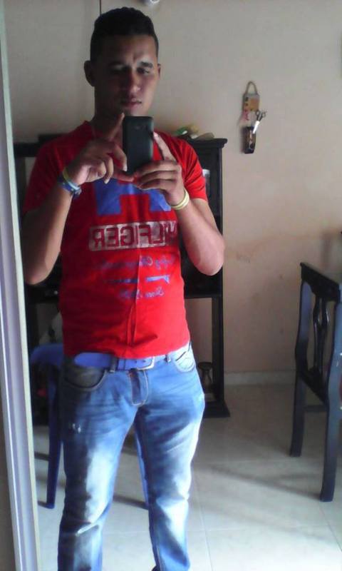 Date this stunning Colombia man Josue from Santa Marta CO17140