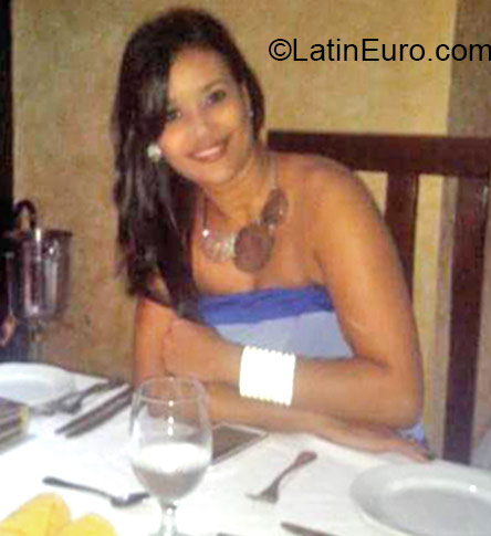 Date this delightful Honduras girl Karen from La Ceiba HN1483