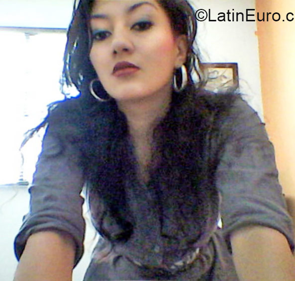 Date this passionate Colombia girl Claudia milena from Medellin CO17180