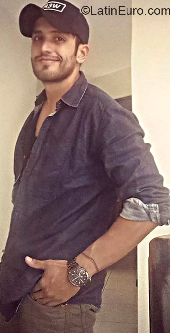 Date this hard body Guatemala man Dieggo4 from Guatemala City GT74