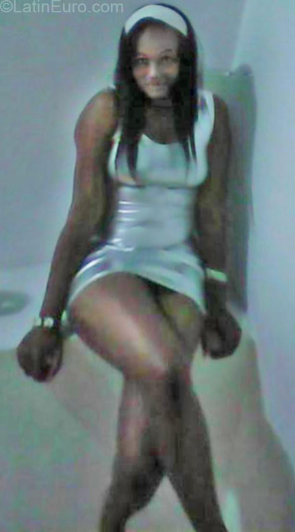 Date this funny Colombia girl Ana milena from Bogota CO17245