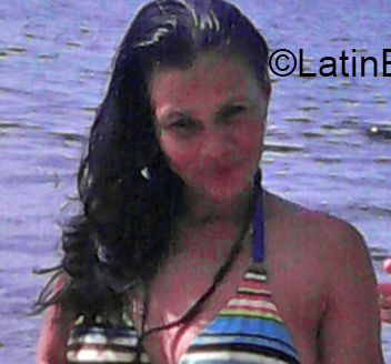 Date this sultry Honduras girl Nohemie from La Ceiba HN1520