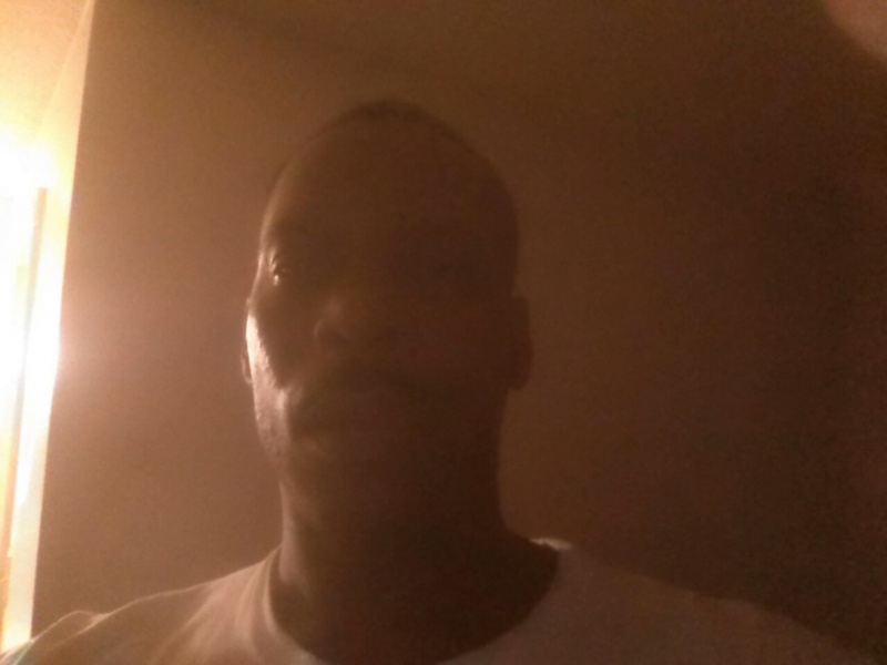 Date this young United States man Ausar from Los Angeles US16167