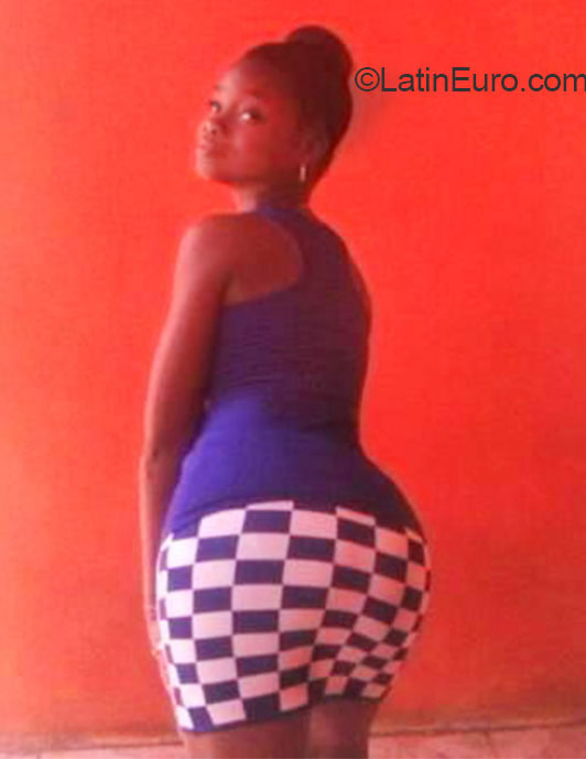 Date this hot Jamaica girl Tanisha from Kingston JM2064