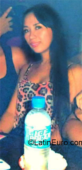 Date this tall Colombia girl Natalia from Medellin CO17517