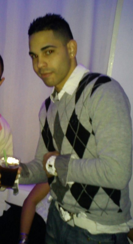 Date this pretty United States man Omar from Waterbury US16226