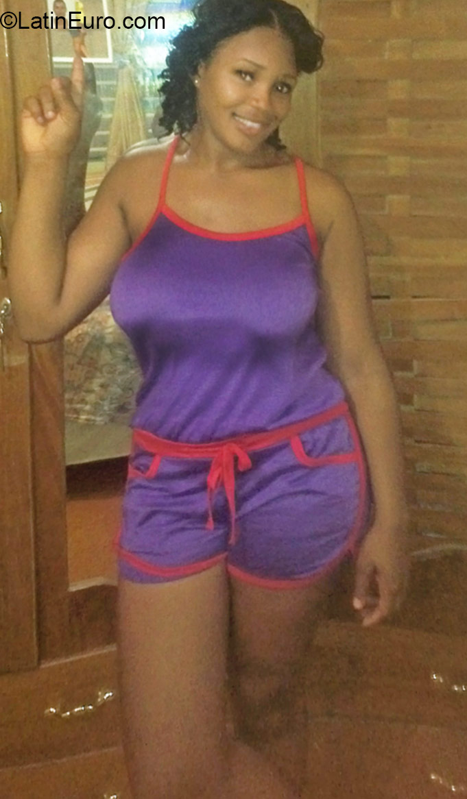 Date this charming Jamaica girl Octavia from Montego bay JM2081