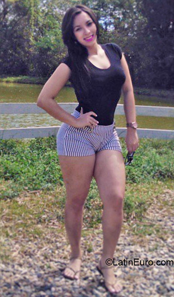 Date this young Dominican Republic girl Angelita from Santo Domingo DO22560