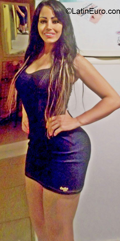 Date this delightful Brazil girl Miriane from Santa Vitoria Do Palmar BR9400