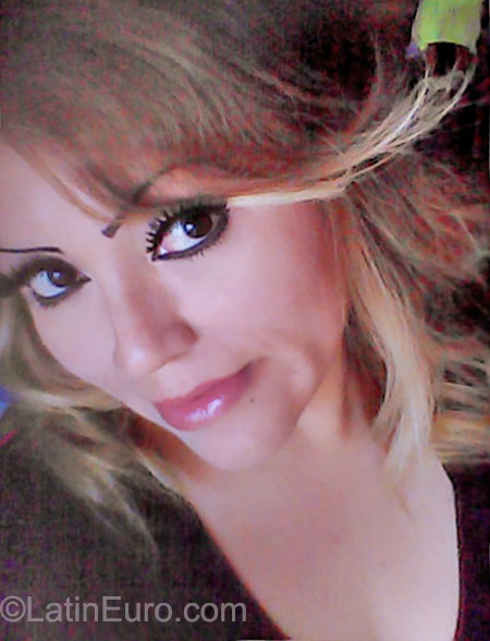 Date this sensual Mexico girl Jazmin from Juarez MX1444