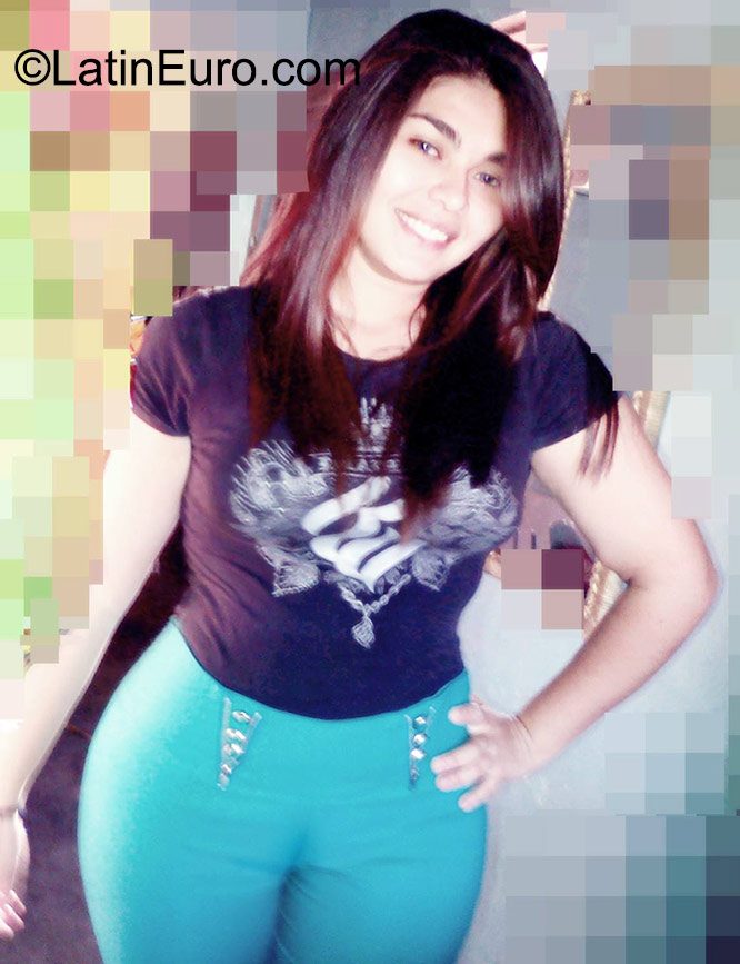 Date this cute Honduras girl Dunia from San Pedro Sula HN1626