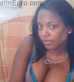 Date this attractive Dominican Republic girl Fiordalisa from Santiago DO22917