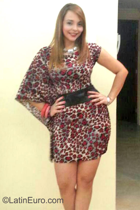 Date this delightful Venezuela girl Any from Valera VE601