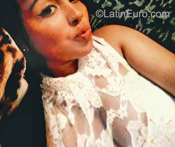 Date this happy Colombia girl Luisa from Medellin CO18013