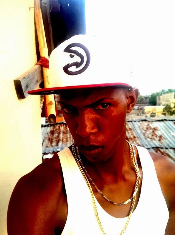 Date this gorgeous Dominican Republic man Piter from Santo Domingo DO23263