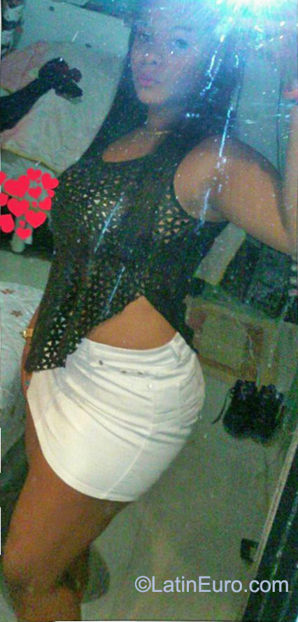 Date this beautiful Dominican Republic girl Elisabeth from Santo Domingo DO23299