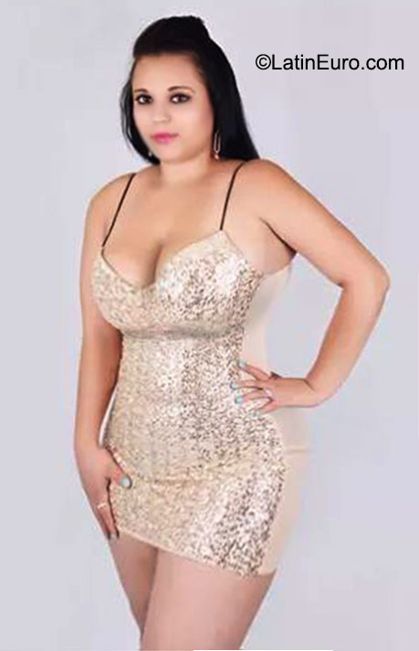 Date this fun Colombia girl Jennifer from Medellin CO18057