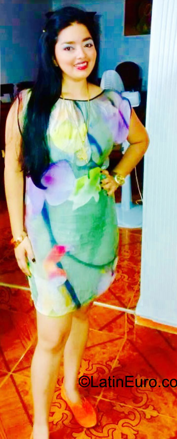 Date this georgeous Colombia girl Monica from Barranquilla CO18059