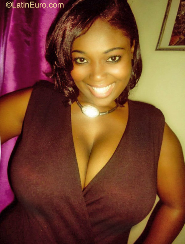 Date this funny Jamaica girl Tracey from Kingston JM2160