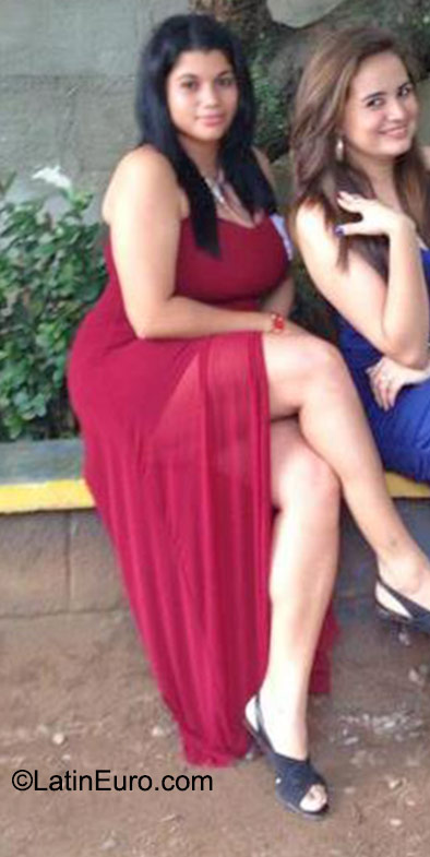 Date this tall Honduras girl Leyla from San Pedro Sula HN1715