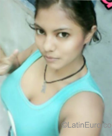 Date this young Honduras girl Karen from san pedro sula HN1728