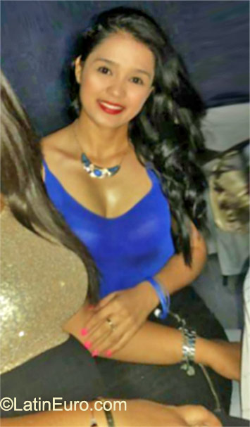 Date this beautiful Colombia girl Sandra from Valledupar CO18129