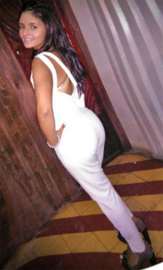 Date this nice looking Colombia girl Tatiana from Medellin CO18214