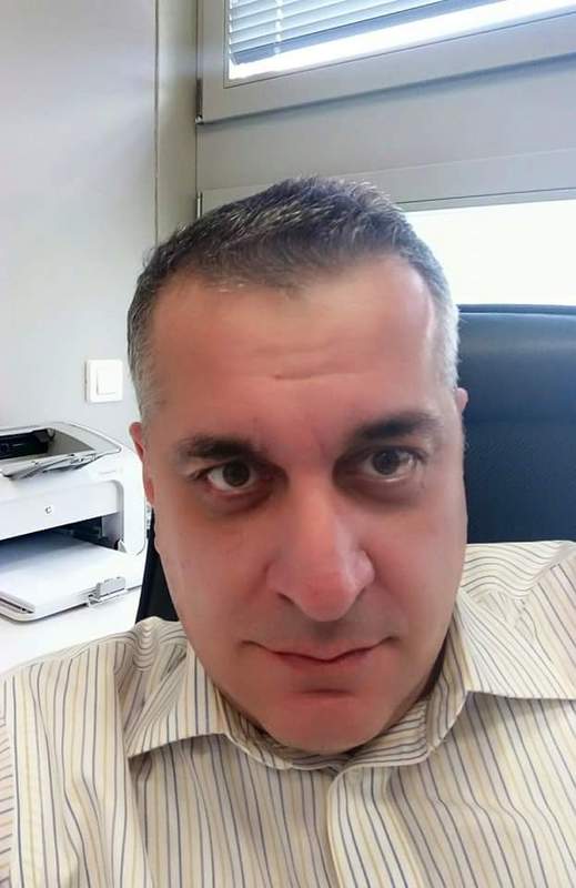 Date this attractive United Kingdom man Nikoloz from Aberdeen MY64