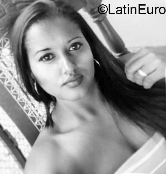 Date this beautiful Honduras girl Liza from Juticalpa HN1921