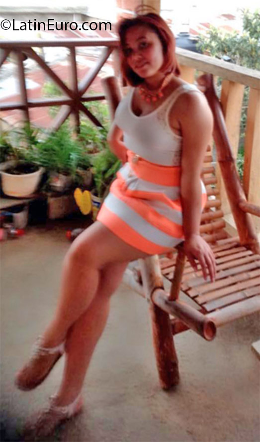 Date this stunning Dominican Republic girl Stefany from Santo Domingo DO24646