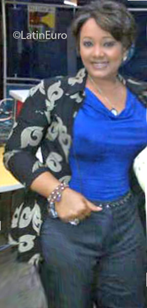 Date this voluptuous Dominican Republic girl Kasbly from Santo Domingo DO24679