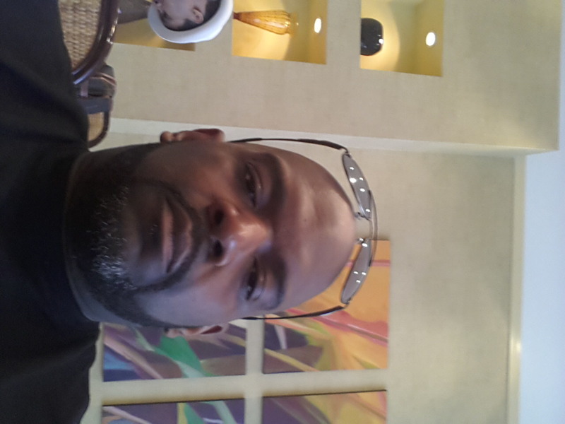 Date this happy United States man Ricardo from Suitland US16951