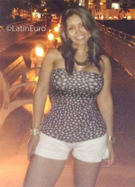 Date this charming Colombia girl CaritoCamacho from Bogota CO18581