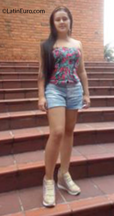 Date this tall Colombia girl Leidy from Medellin CO18677