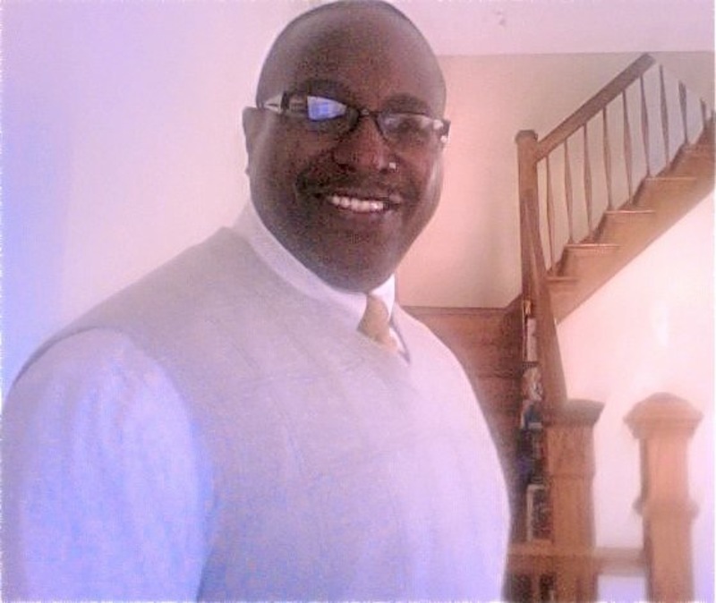 Date this attractive United States man Benjaimin from Saint Louis US17187