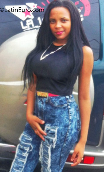 Date this tall Dominican Republic girl Anabel from Santiago DO25434