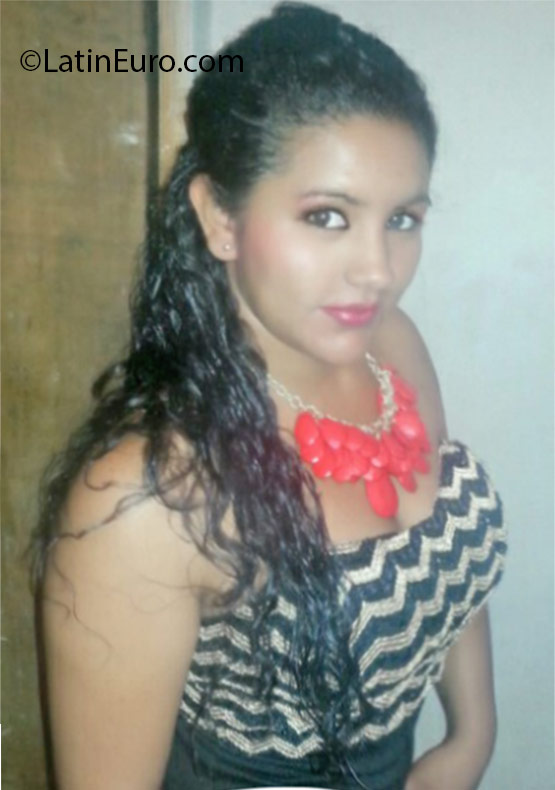 Date this sultry Honduras girl Lilian from Tegucigalpa HN2123