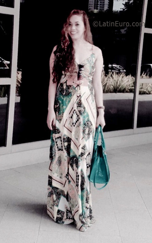 Date this athletic Saudi Arabia girl Mynalyn from Riyadh and Manila SA28