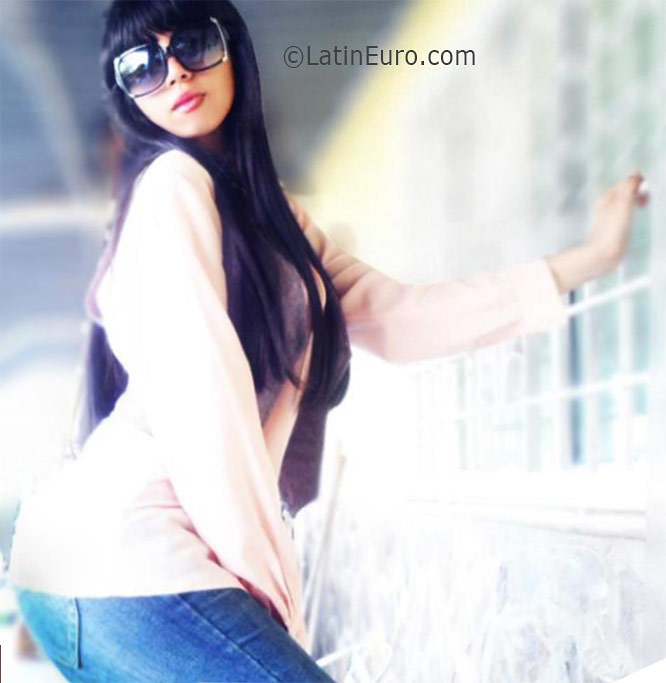 Date this delightful Venezuela girl Marianny from Ojeda VE668