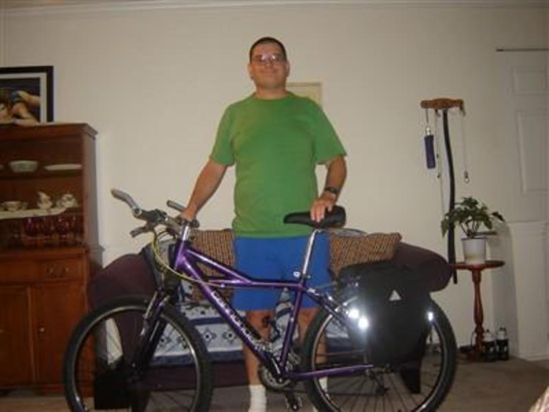 Date this charming United States man MacTech999 from Chicago US17623