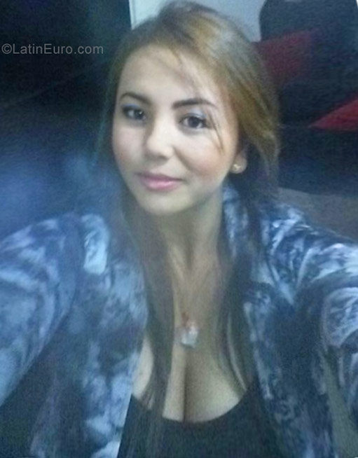 Date this delightful Colombia girl Paula Andrea from Medellin CO19810