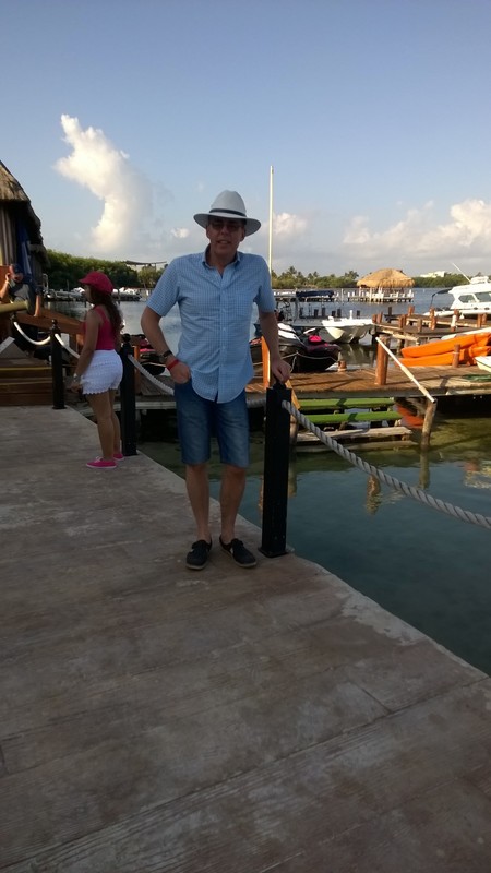 Date this cute England man Dave from St Peter EN80