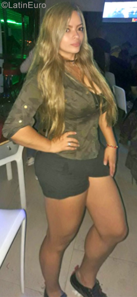 Date this stunning Chile girl Alejandra from Santiago CL101