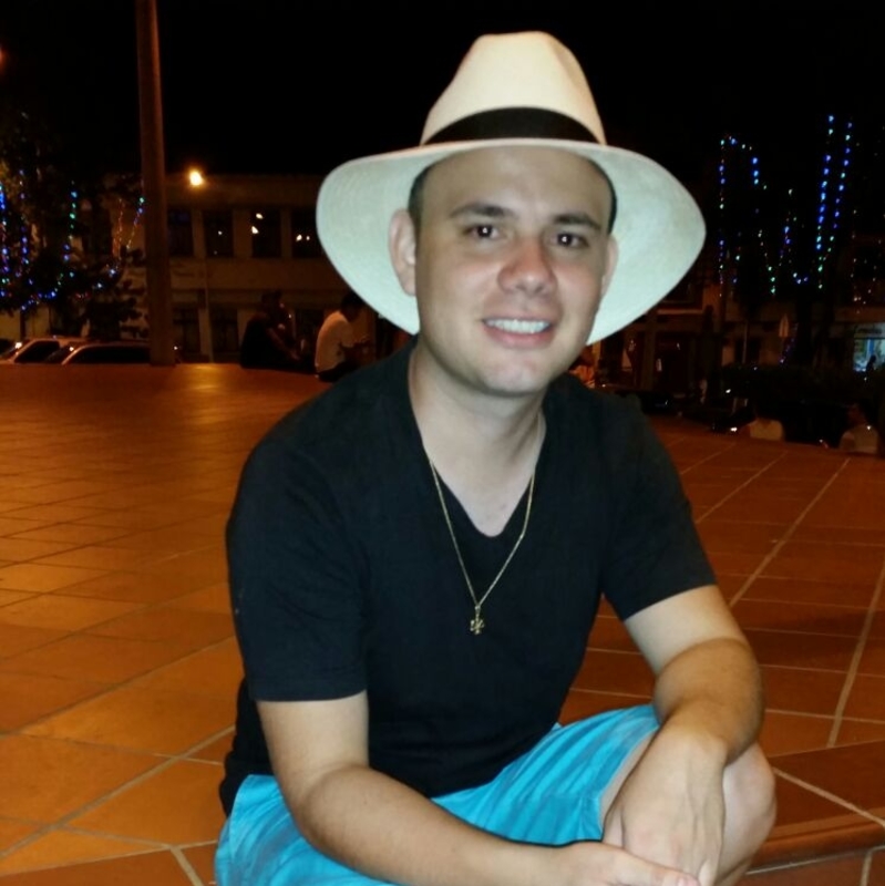 Date this hot Colombia man Andres from Medellin CO21329