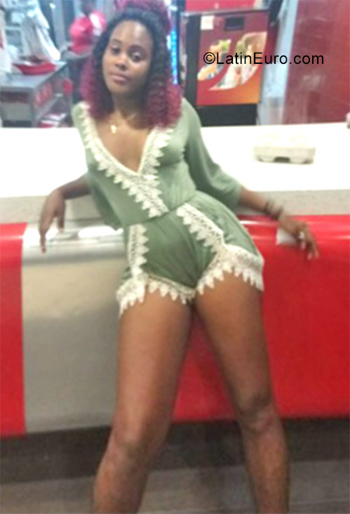 Date this hard body Jamaica girl Kendora from Kingston JM2493