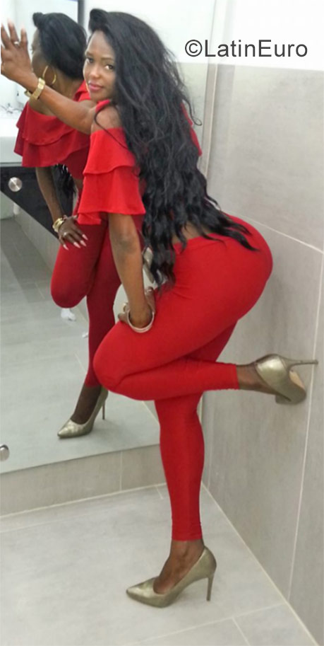 Date this athletic Dominican Republic girl Diony from Puerto Plata DO30089