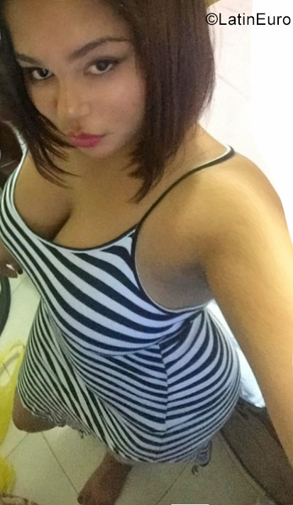 Date this charming Dominican Republic girl Zuleica from Puerto Plata DO30098
