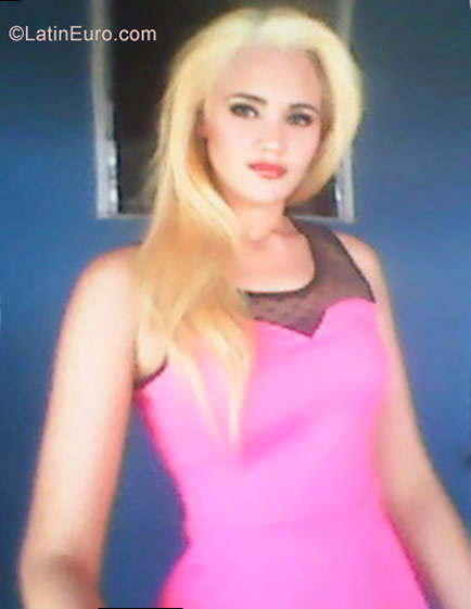 Date this happy Cuba girl Lili from Camaguey CU95